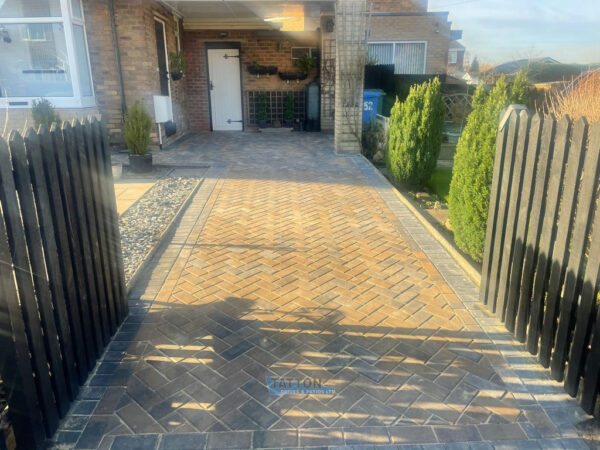 Bracken Paved Driveway and Pathway with Charcoal Borderline in Old Trafford (5)