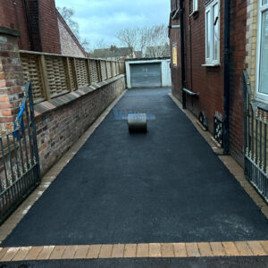 Tarmac Driveway with Buff and Charcoal Patterned Apron in Stockport